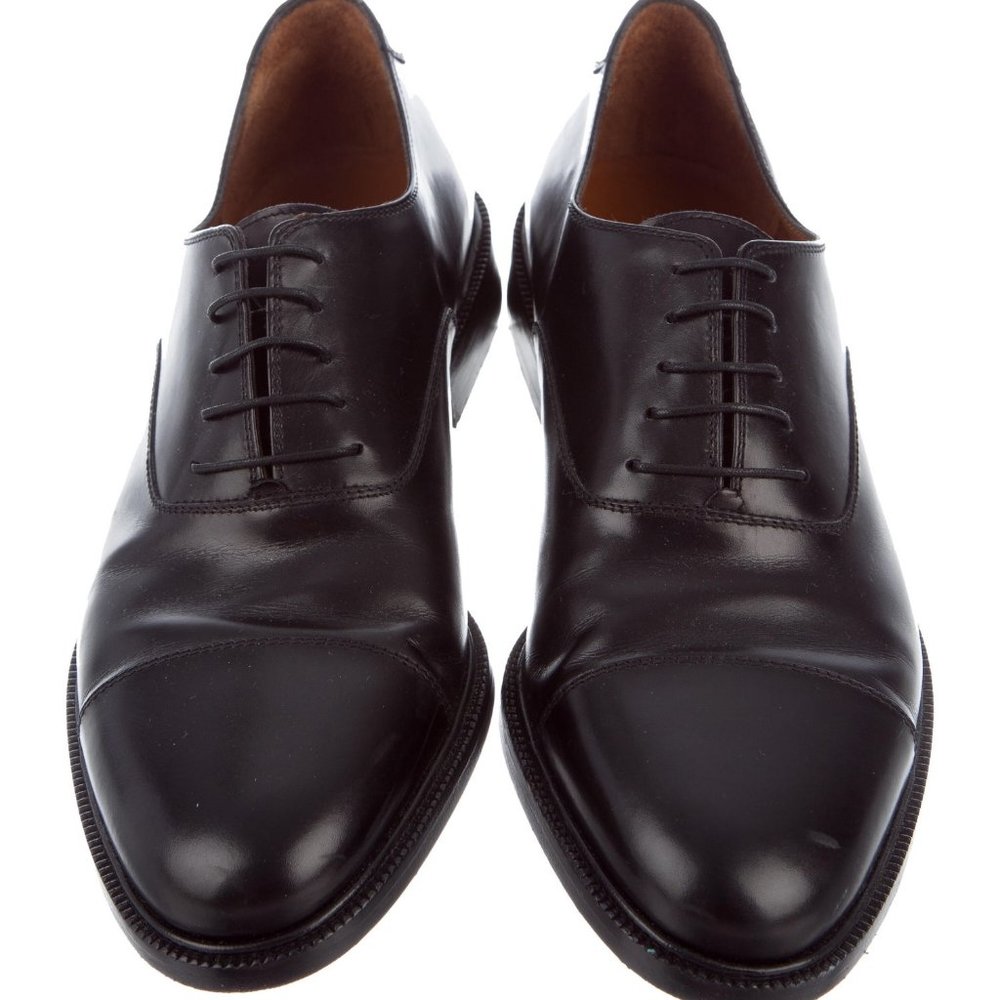 Salvatore Ferragamo Oxfords in Black Leather